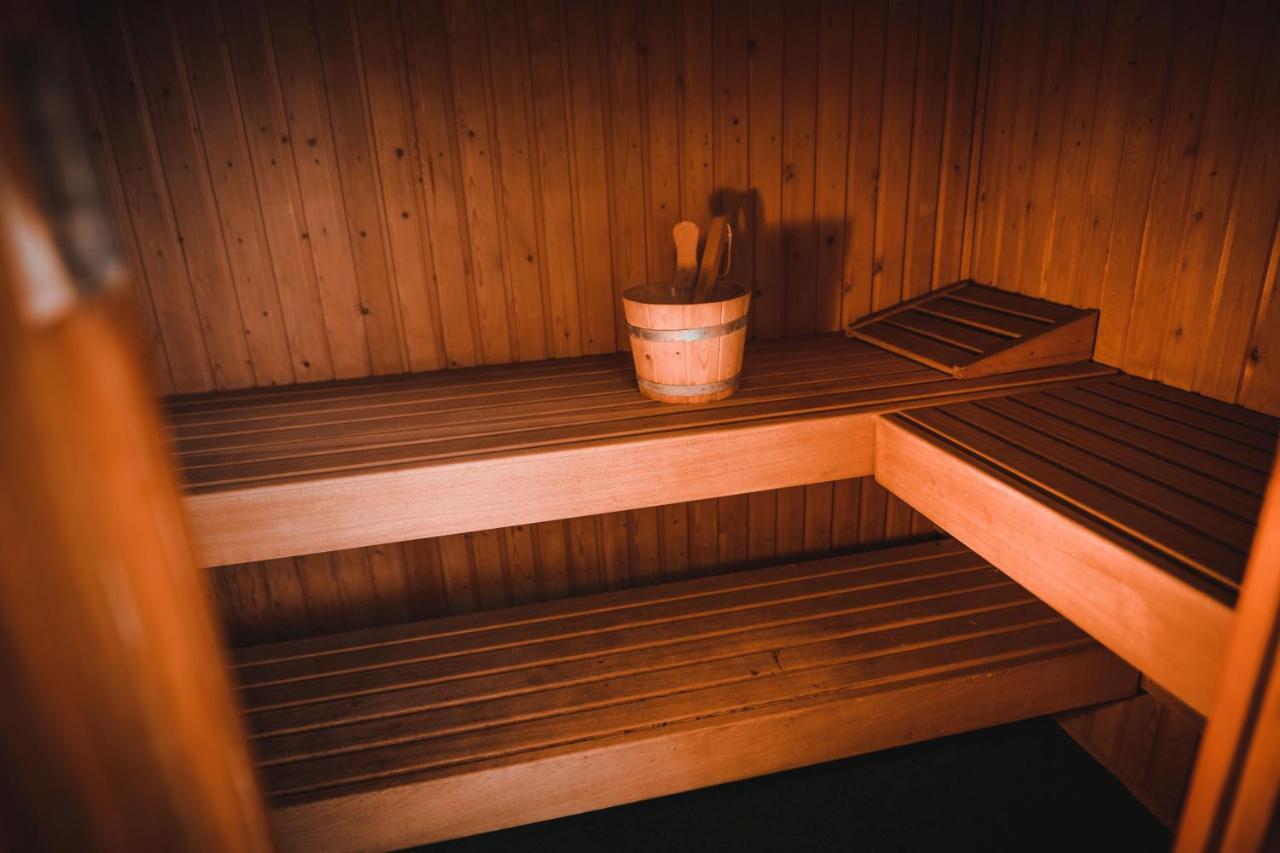Luxe Vakantiehuis In Het Bos Met Jacuzzi En Sauna Lunteren Extérieur photo