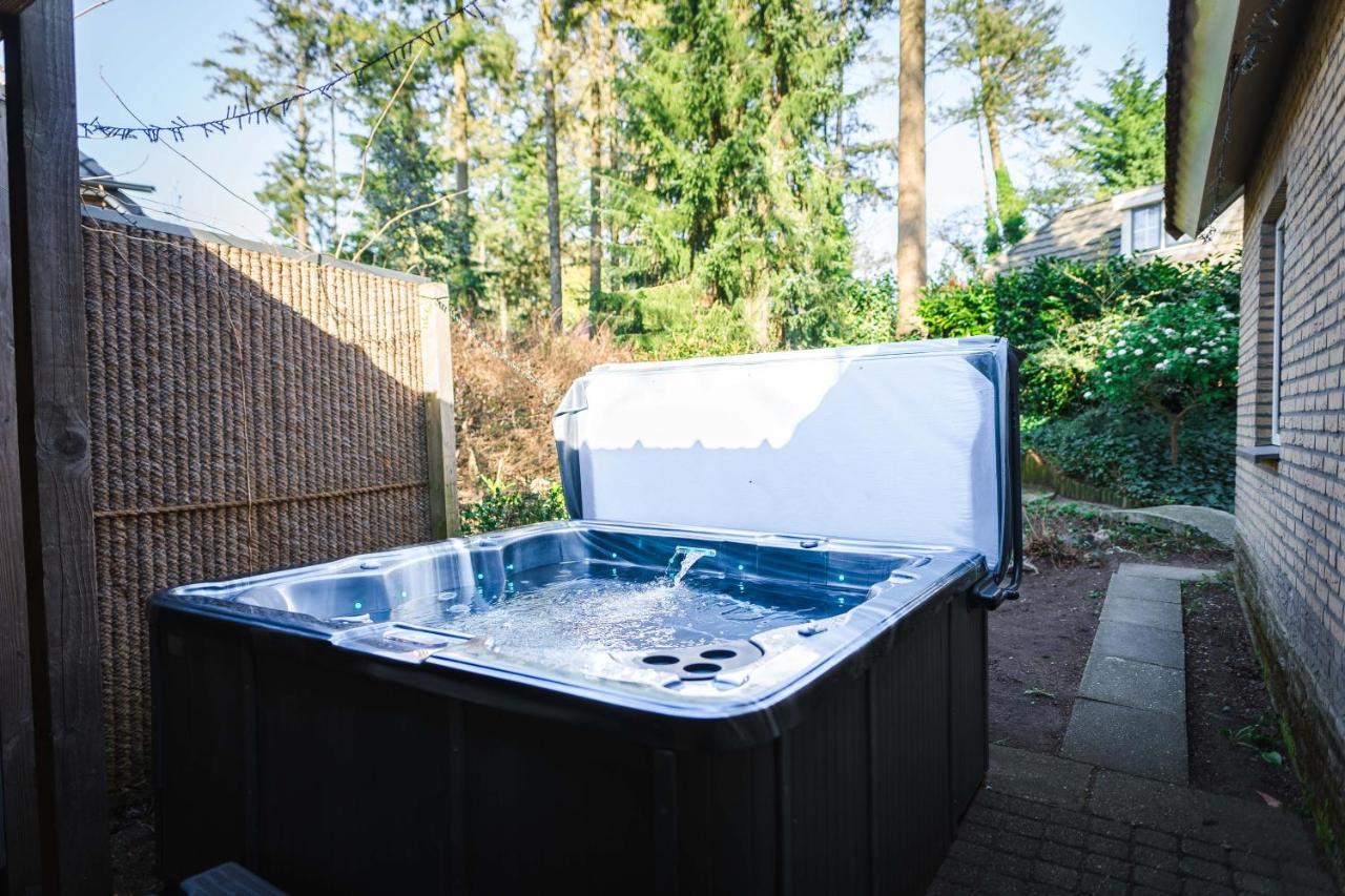 Luxe Vakantiehuis In Het Bos Met Jacuzzi En Sauna Lunteren Extérieur photo